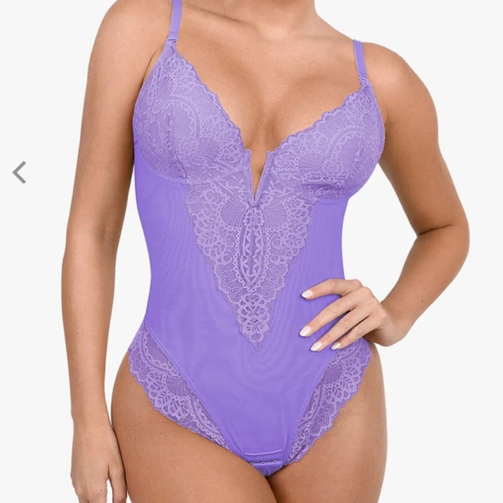 NWOT Popilush Shapewear Lace Deep V-Neck Sculpting Thong Bodysuit